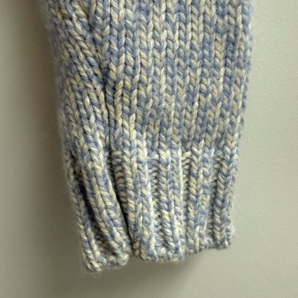 Ann Taylor Large Blue and White Sweater - Picture 5 of 7